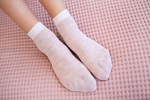 Білі капронові ажурні шкарпетки на дівчинку Wiki Knittex